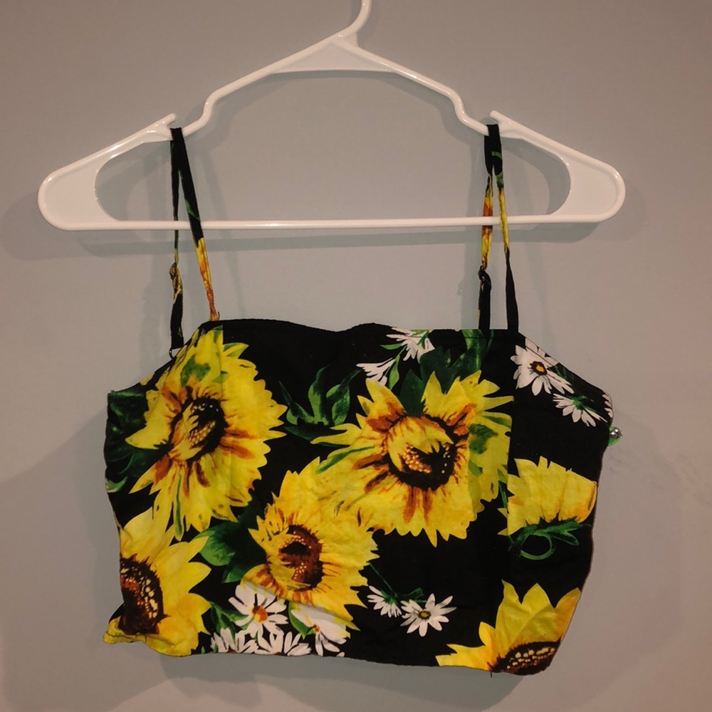 SUN FLOWER CROP TOP